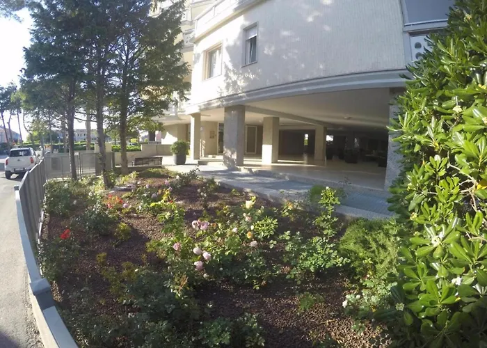 Functional Flat In A In Lejlighed *